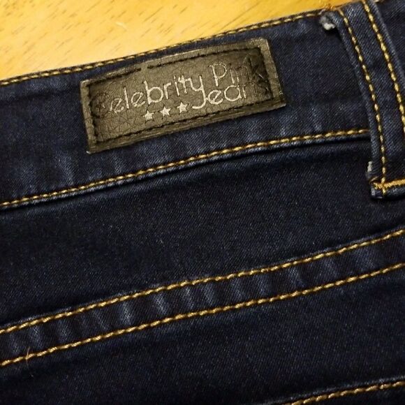 𝅺CELEBRITY Pink Denim Jegging Capri Jeans - Picture 5 of 8